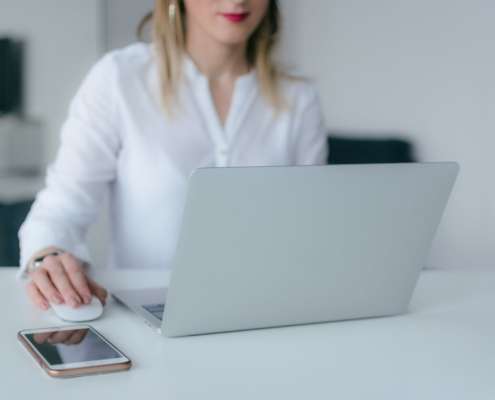 Exigimos una nueva Ley de Servicios Digitales
